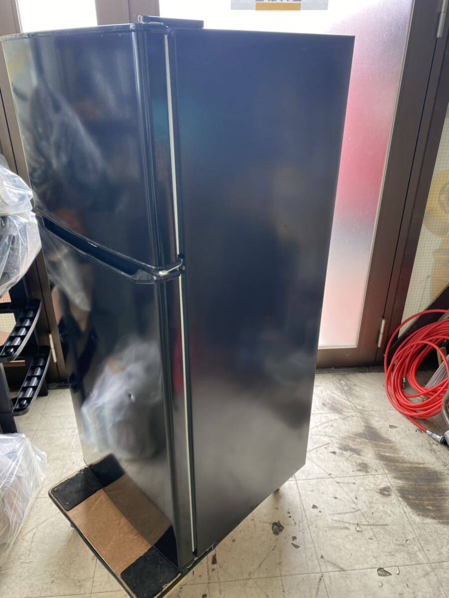 I★ 2020年製 中古 Haier ハイアール 130L 2ドア冷凍冷蔵庫 右開き 置き場所を選ばないスリムボディJR-N130Aの画像3