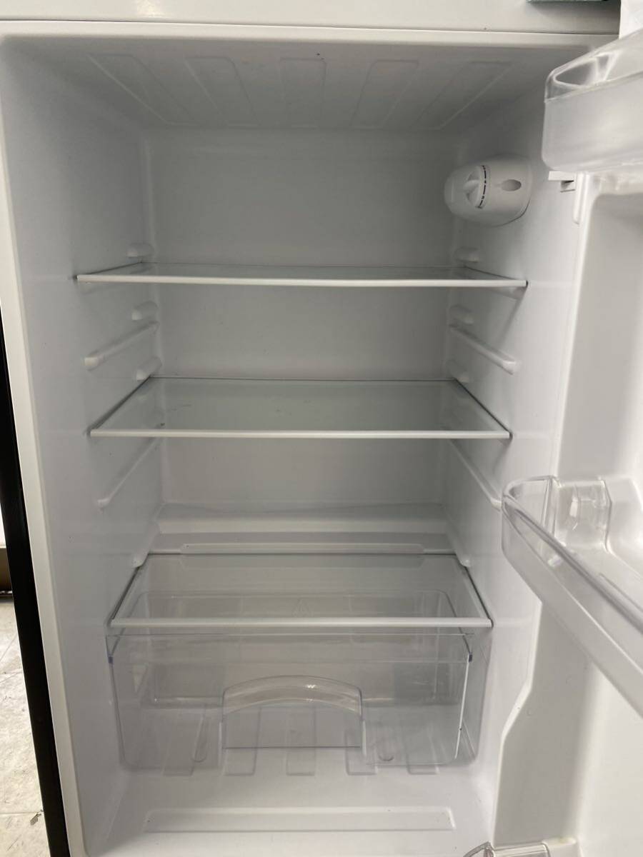 I★ 2020年製 中古 Haier ハイアール 130L 2ドア冷凍冷蔵庫 右開き 置き場所を選ばないスリムボディJR-N130Aの画像7