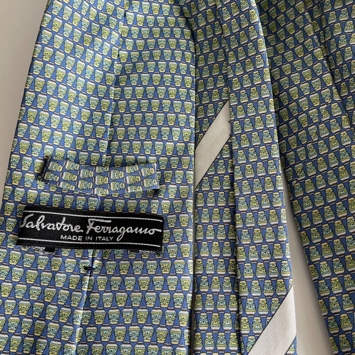 Salvatore Ferragamo(サルヴァトーレフェラガモ) 青緑壺ネクタイ_画像10