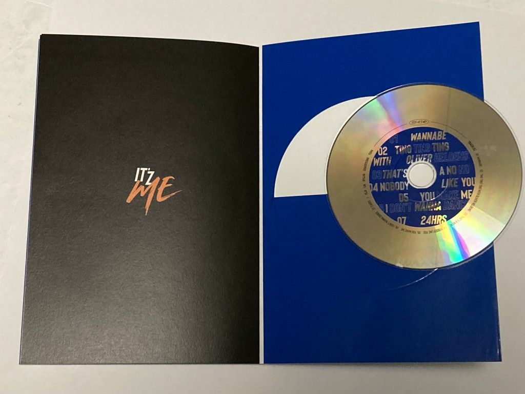 CD ITZY / It'z Me ( 韓国盤 )