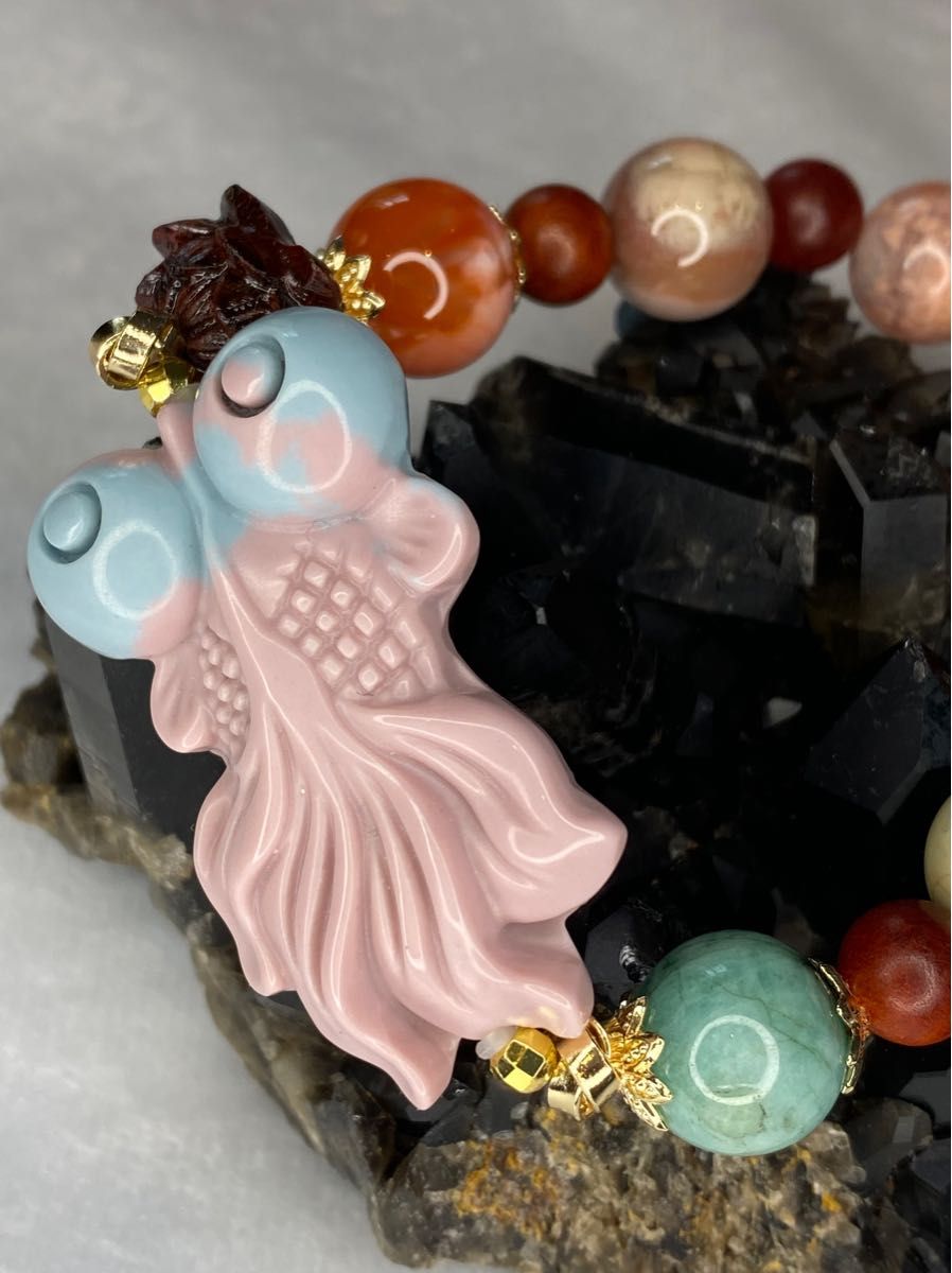 アラシャン瑪瑙金魚 エメラルド原石 南紅瑪瑙 ピンク瑪瑙 赤 アラシャン瑪瑙金魚 エメラルド原石 南紅瑪瑙 ピンク瑪瑙 赤