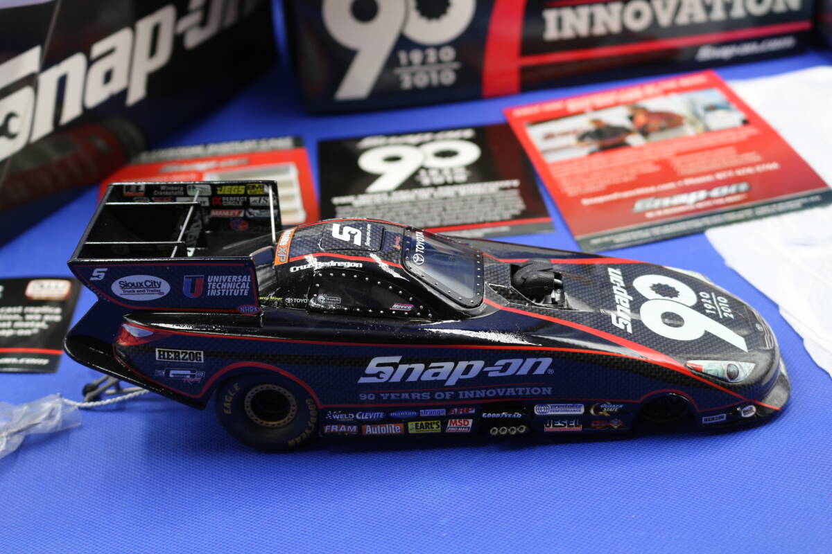 35-3 [現状品]Snap-on スナップオン 90周年限定 2010 CRUZ PEDREGON TOYOTA FUNNY CAR CP5001の画像7