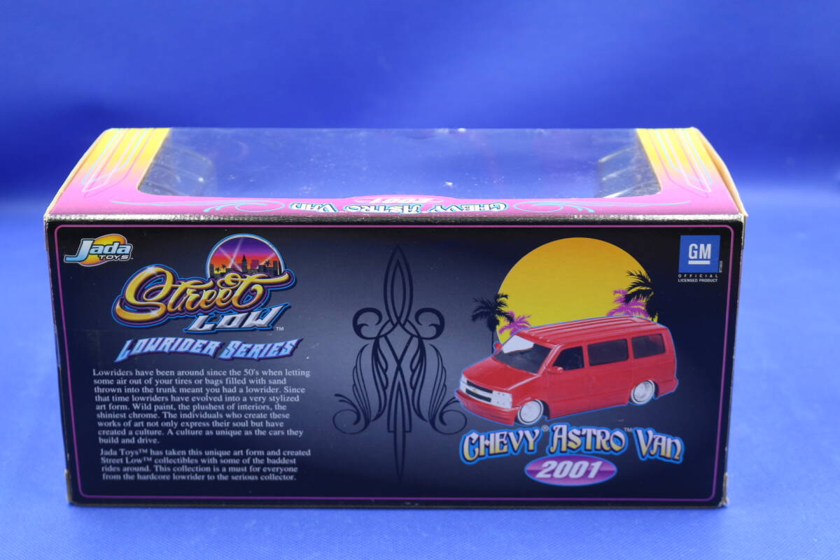 35-3 [現状品][箱イタミ]Jada TOYS 1/24 2001 Chevy Astro Van シボレー アストロ ローライダーシリーズの画像2