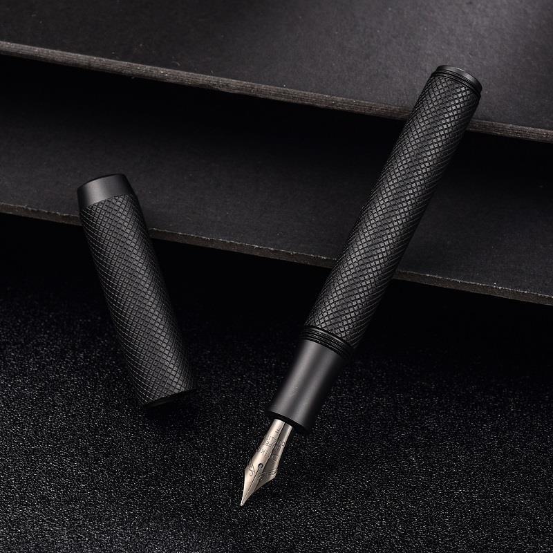 新品 DELIKE(デライク) 真鍮製万年筆 チタンペン先EF(極細) 。_画像1