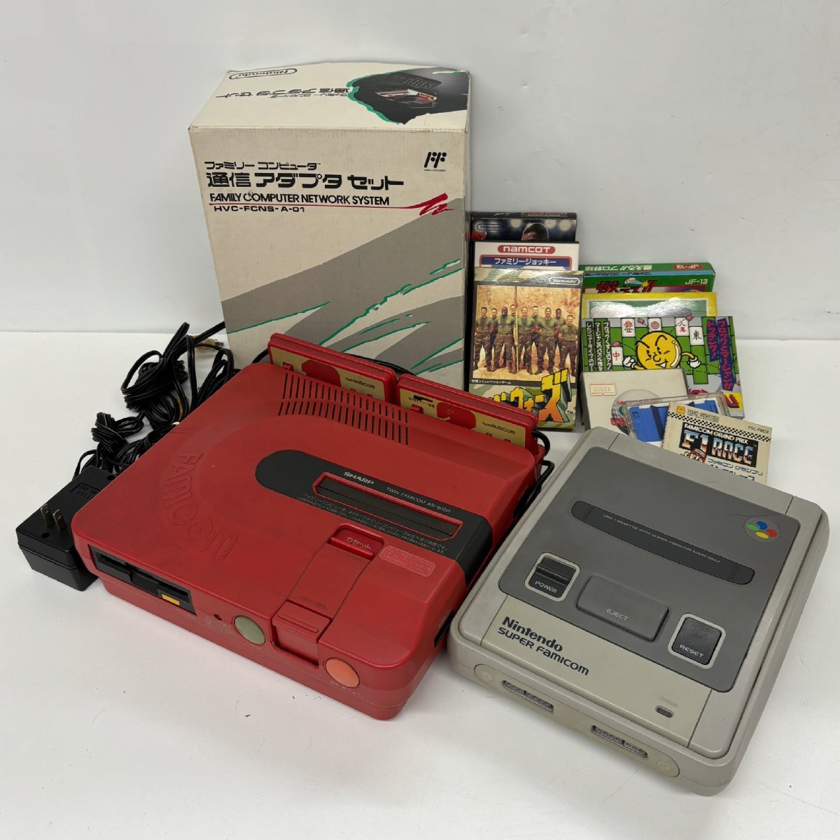 1円～/スーパーファミコン/ツインファミコン/カセット/通信アダプターセット/etc.../11点/まとめ/レトロ/ゲーム/本体/ソフト/ジャンク/W046の画像1