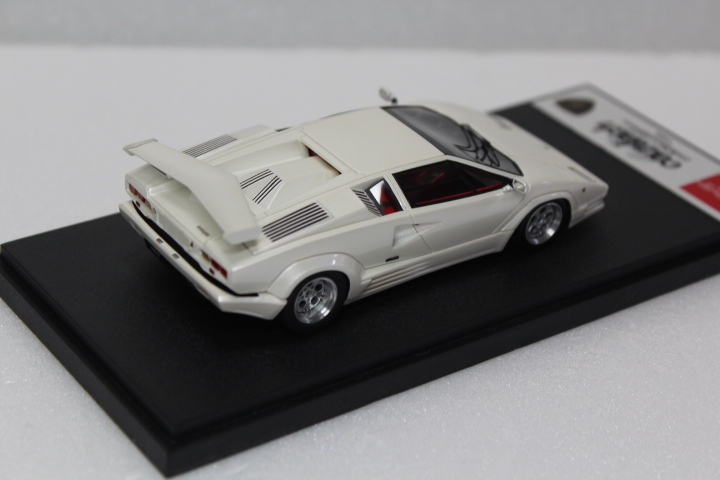 1/43 Make Up EIDOLON LAMBORGHINI COUNTACH 25th Anniversary 1988(メイクアップ アイドロン ランボルギーニ カウンタック）の画像2