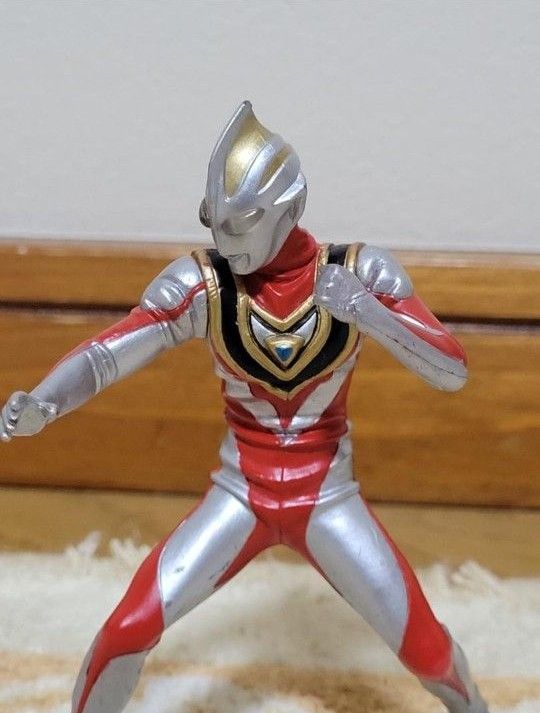 ウルトラマンガイア ガイアV2 アグル 怪獣4個 フィギュア7個