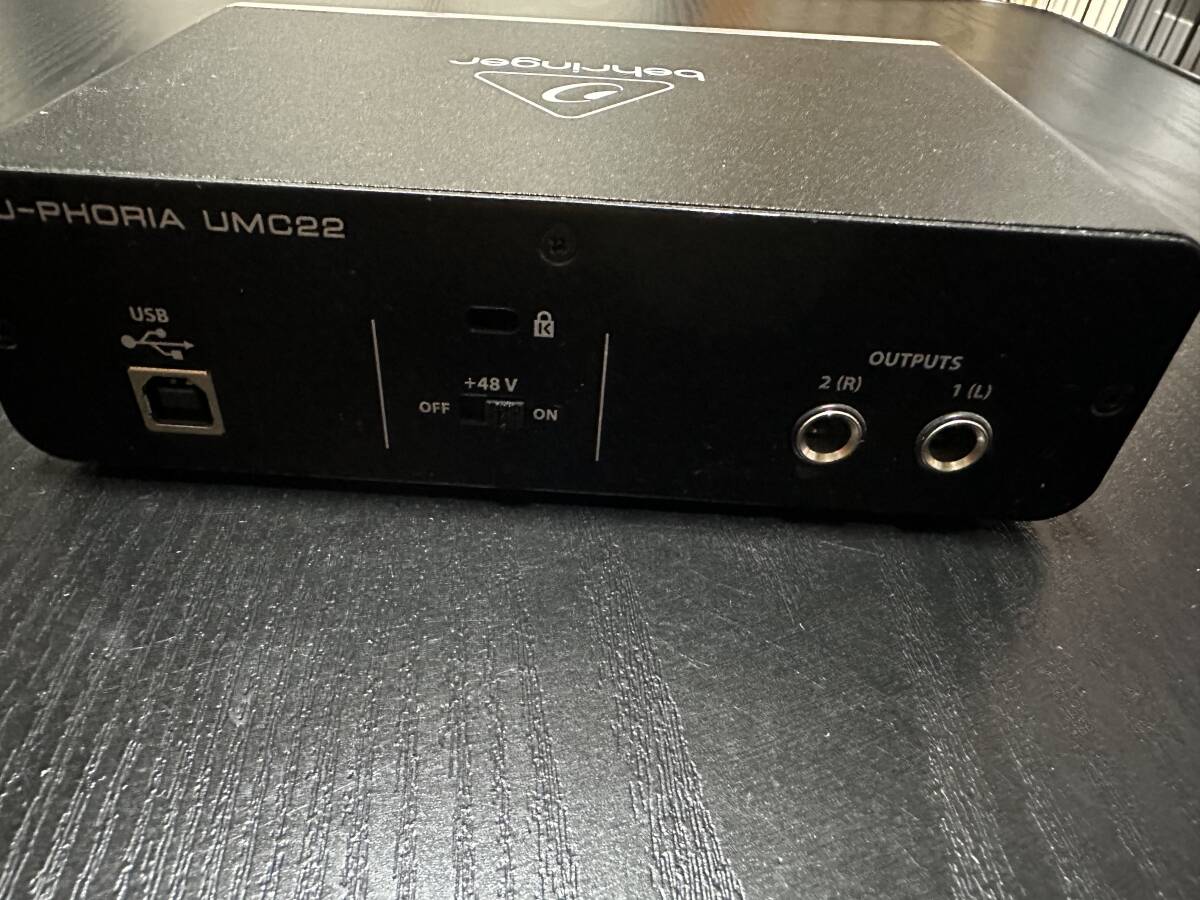 BEHRINGER U-PHORIA UMC22 オーディオインターフェース_画像4