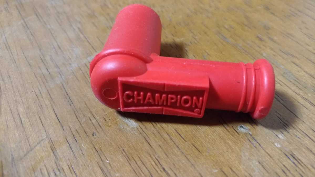 チャンピオン CHAMPION プラグキャップ 赤 新品_画像1