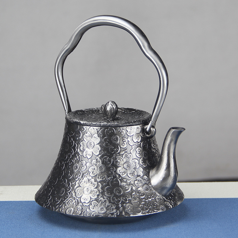 高品質★砂鉄 南部鉄器★鉄壺 大容量★ コーティングなし 手作り鉄 やかんを沸かす お茶の道具 1300MLの画像1