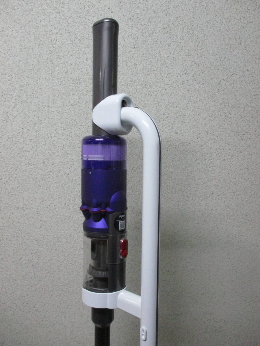 Dyson ダイソン Omni-glide 全方向駆動コードレスクリーナーの画像4