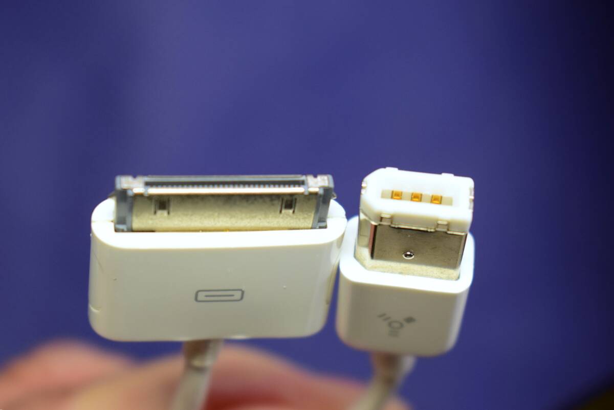 Apple純正 iPod 電源アダプタ用 Dock Connector ドックコネクタ FireWireケーブル 1.1mの画像7