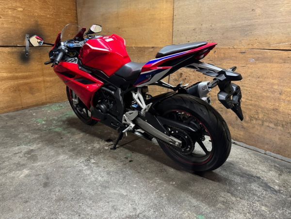 ホンダ CBR250RR MC51 動画あり 落札後の返品可能 (検 ZX-25 ZXR ニンジャ Z250 VT GSR NSR VFR CBR CB FZR YZF TZR MT-25 GSXR ガンマの画像4