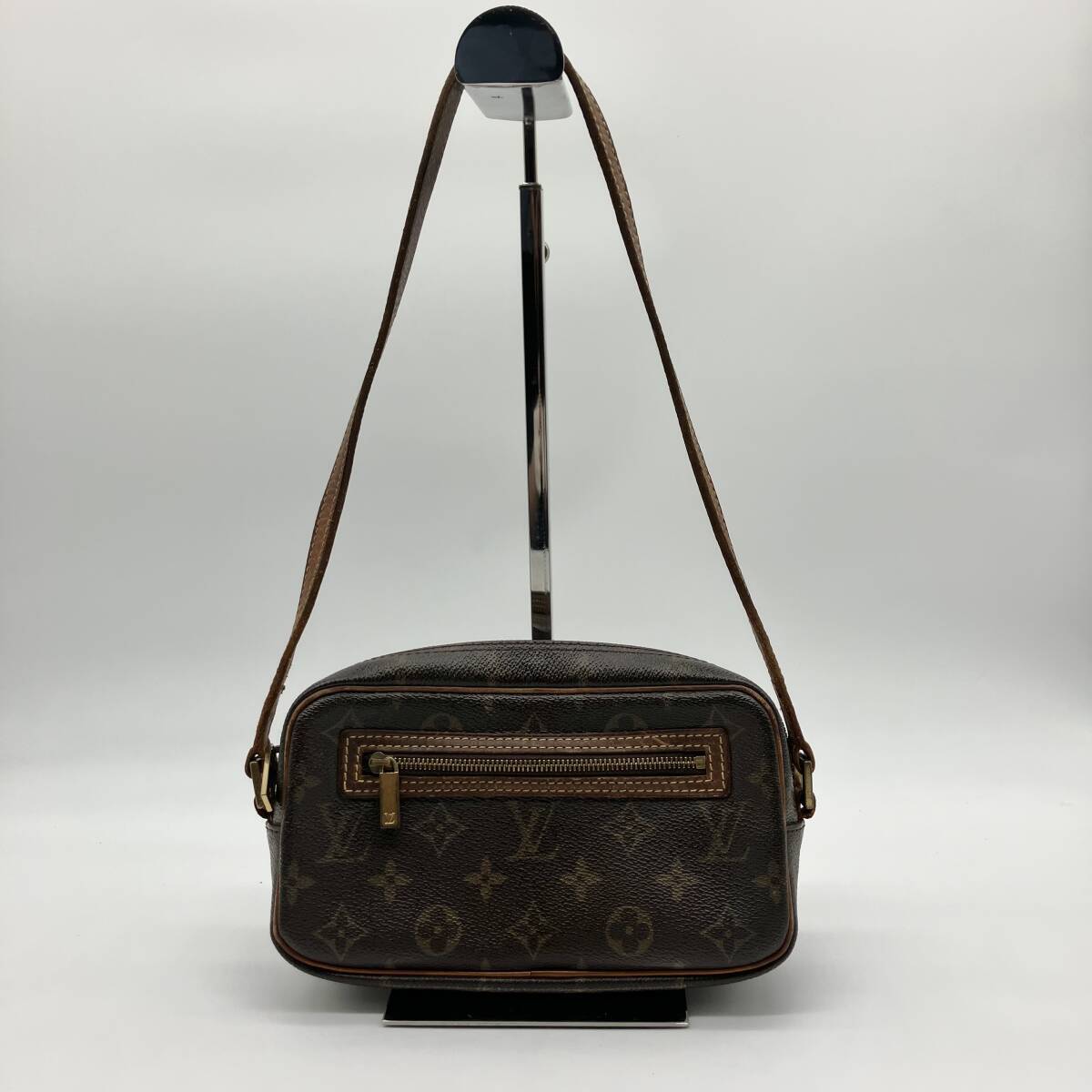 1円〜 【廃盤】　 LOUIS VUITTON ルイヴィトン　ポシェット　シテ　モノグラム　ハンドバッグ　アクセサリーポーチ　ワンショルダー　_画像2