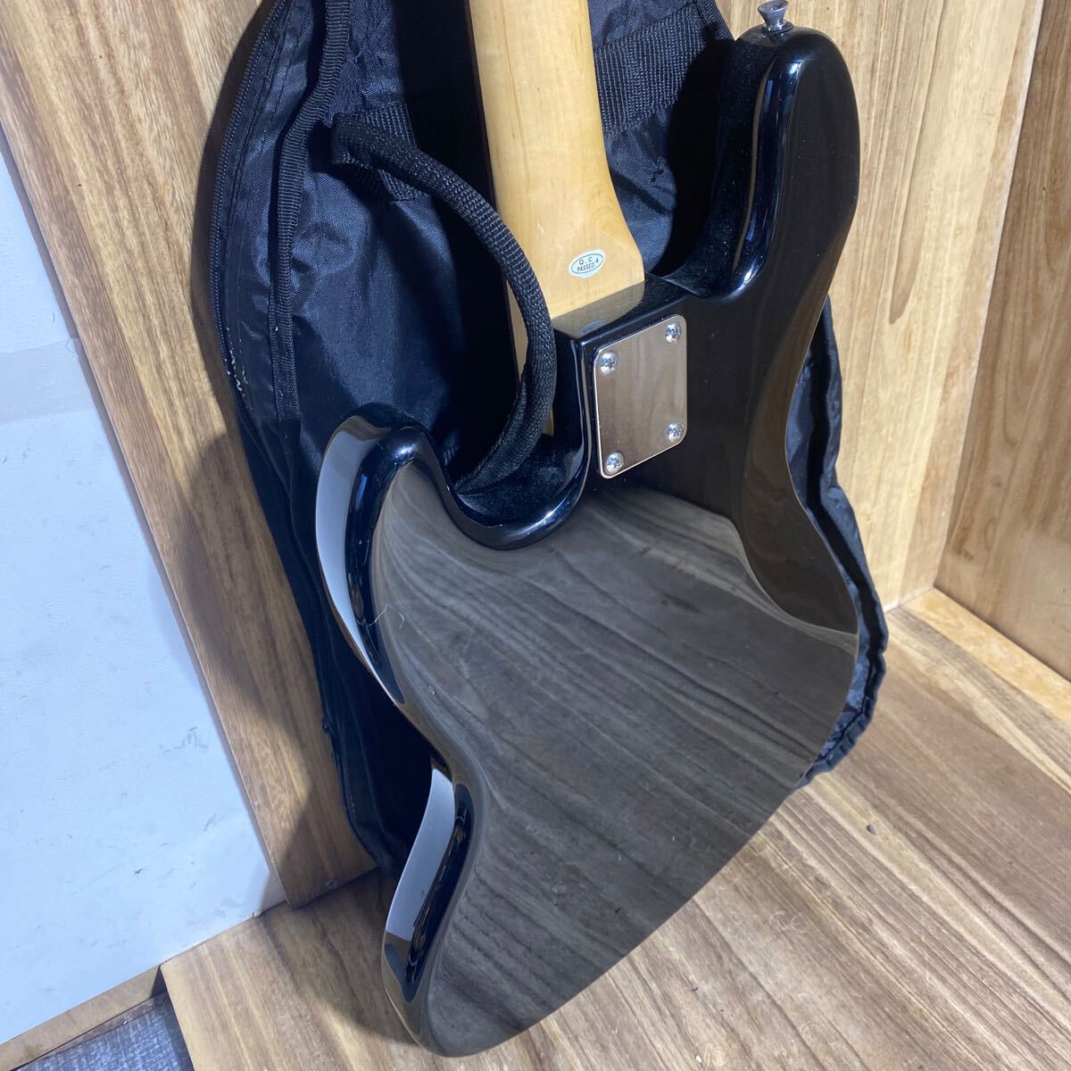 PhotoGenic electric bass black soft case attaching sound out has confirmed 