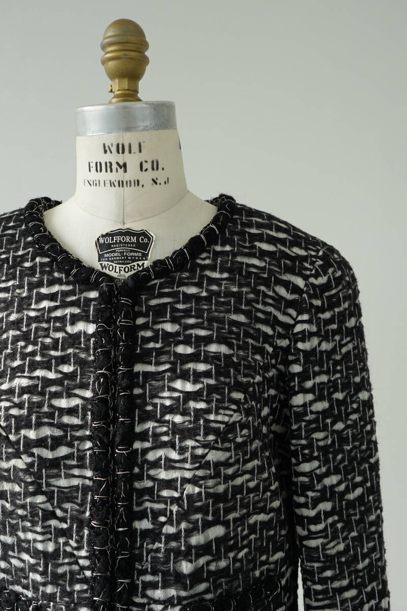 CHANEL シャネル ココシャネルボタン ツイード ノーカラー CHANEL シャネル ココシャネルボタン ツイード ノーカラー