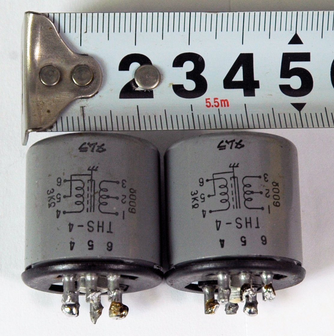 昔、プロの音声信号回路に盛んに使われた田村ライントランス(600-3KΩ)２個の出品です。_画像1
