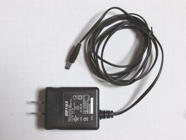 BUFFALO エアーステーション WBR2-G54他用ACアダプター US112-3320 3.3V 2A 中古 送料無料の画像1