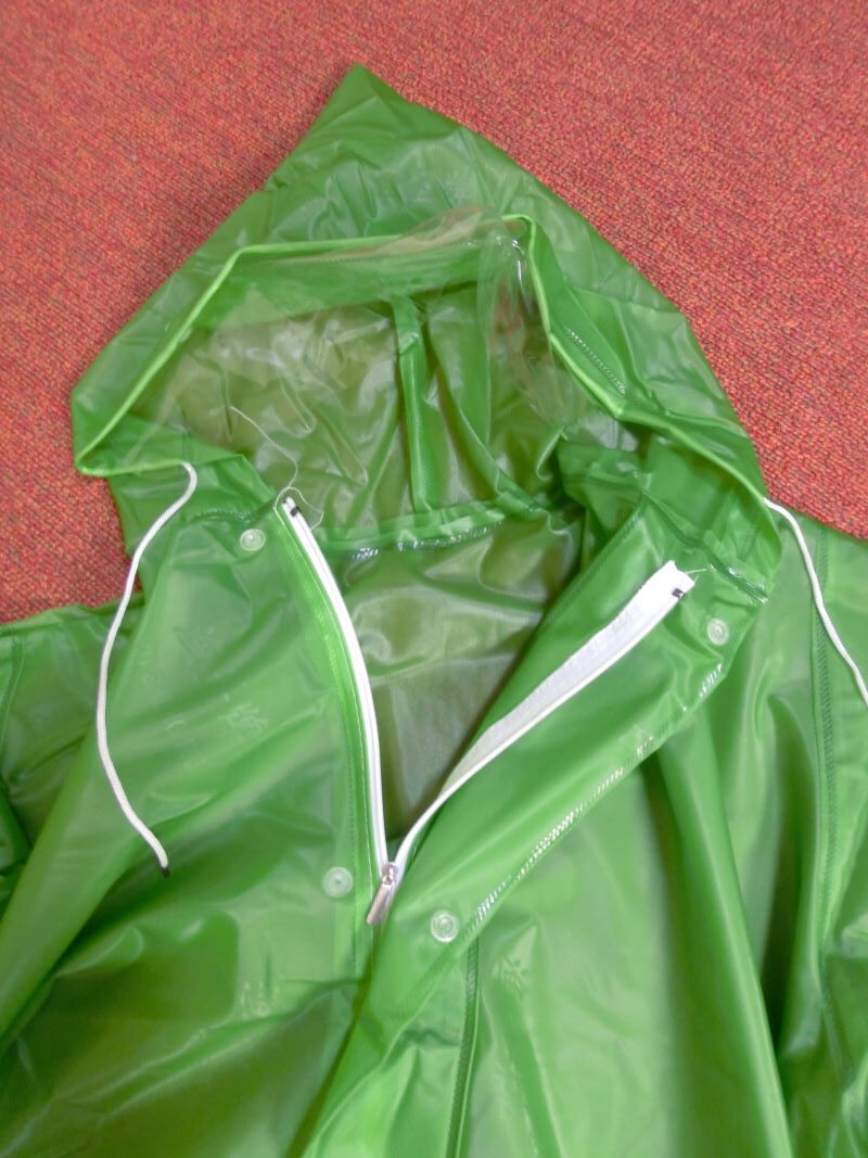  One-piece type rainsuit green coveralls jpy tube clothes whole body . feather vinyl raincoat . feather rainsuit recommendation height 165~175 centimeter rank 