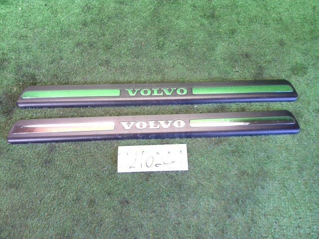  Volvo 70 series DBA-BB5254W [ scuff plate ] V70 2.5T LE ( right ) handle 8659960 including in a package un- possible prompt decision goods 