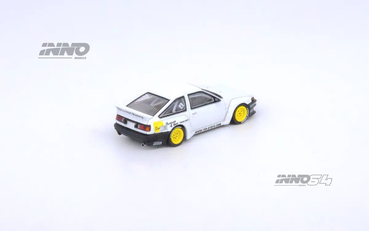 1/64 INNO TOYOTA COROLLA TRUENO AE86 Pandem rocket bunny トヨタ　カローラ　トレノ　パンデム　ロケバニ　白_画像5