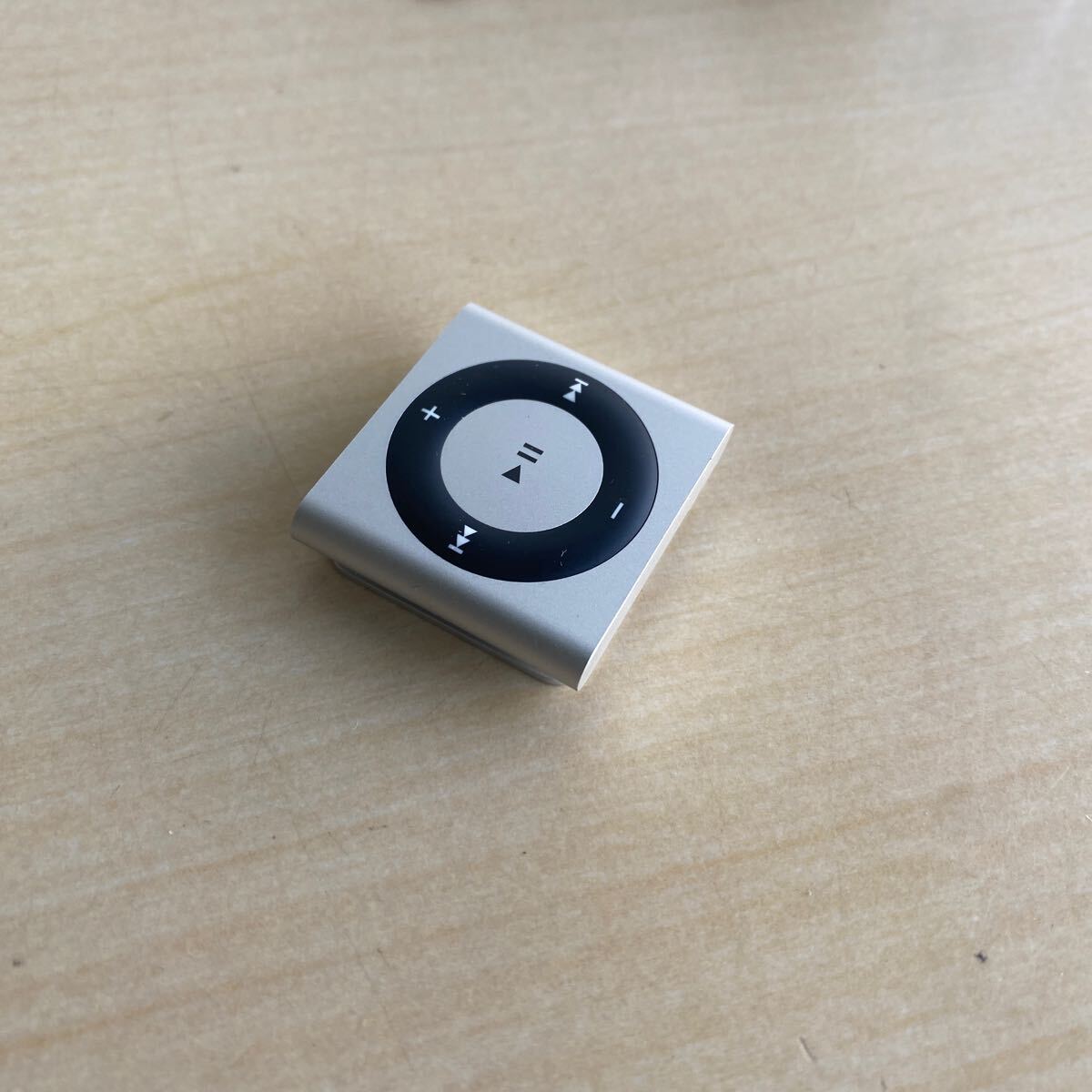 iPod shuffle 第4世代 A1373 2GBの画像5