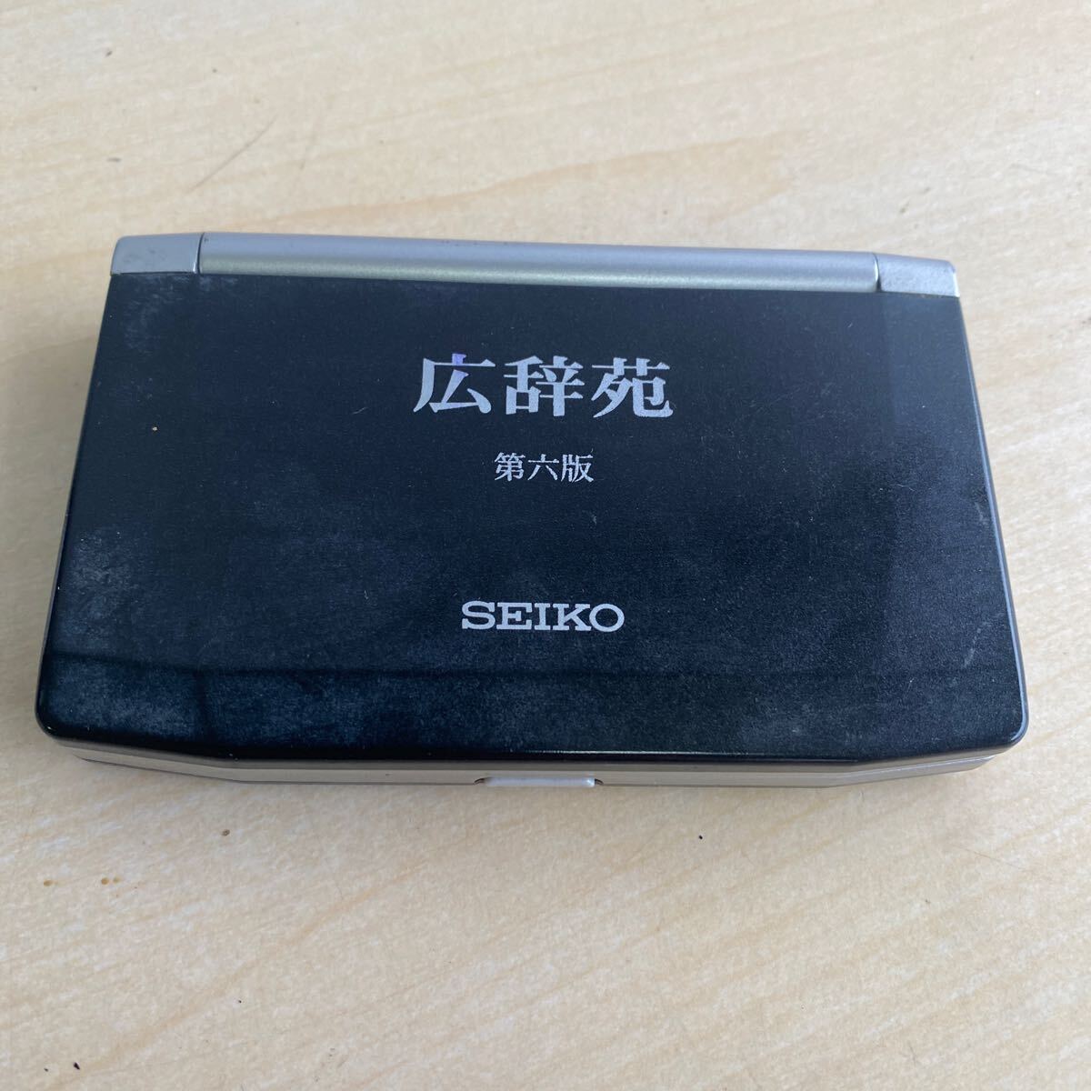 1円スタート SEIKO セイコー 広辞苑 第六版 SR610 電子辞書 稼働品 中古品 現状品 国語 英語 検索 ポータブル コンパクト_画像6