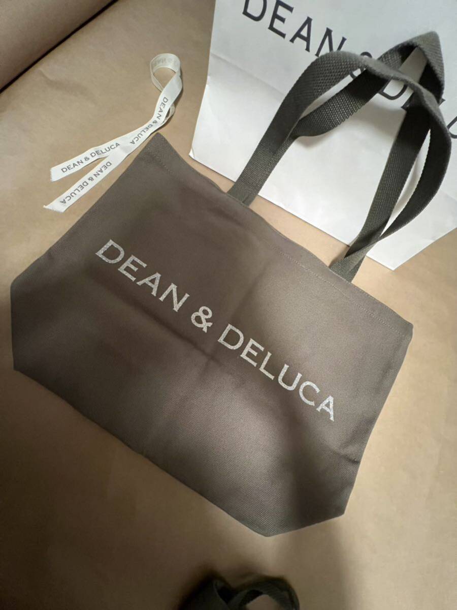 新品正規品 おまけミニトート付きDEAN&DELUCA チャリティートート オリーブ Lサイズ_画像5