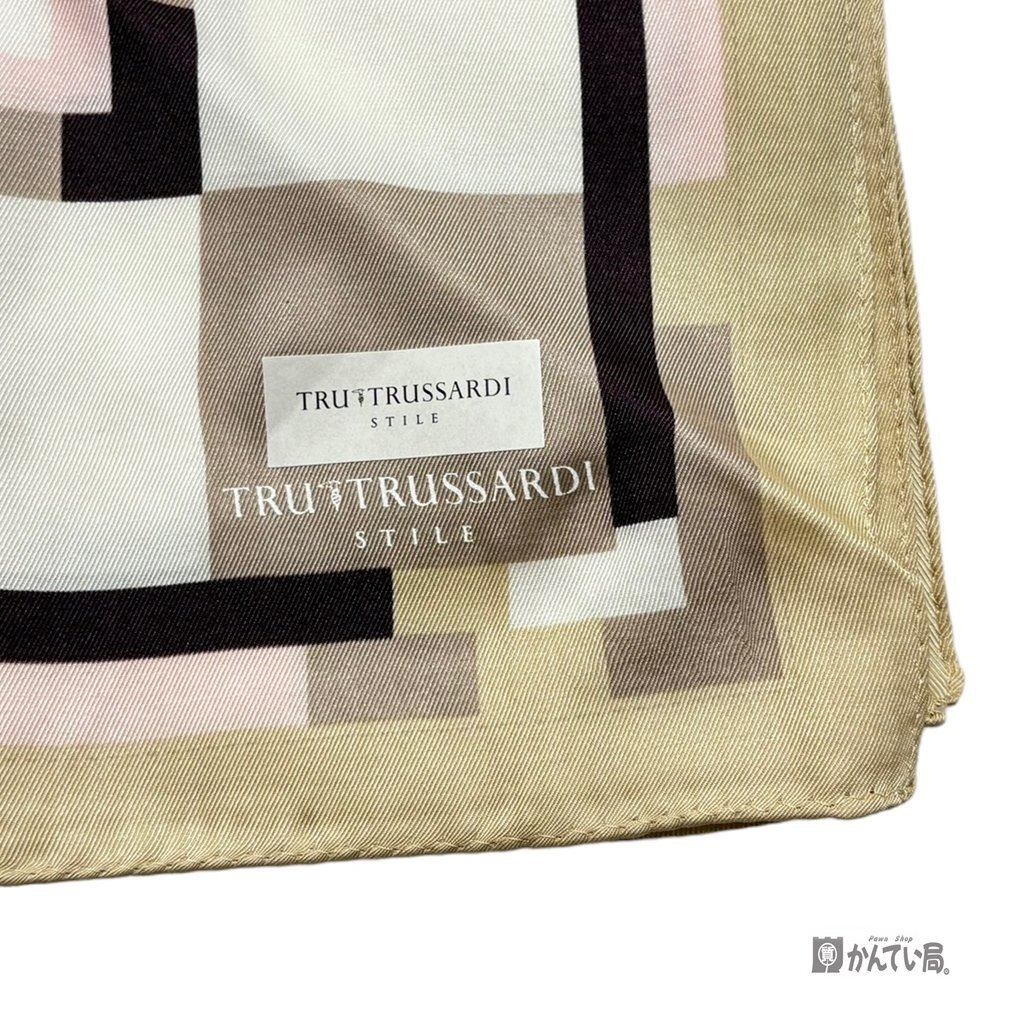 未使用 TRUSSARDI トラサルディ 大判ハンカチ シルク100％×綿100％＆タオルセット 綿100％ 箱入り 定形外郵便の画像4