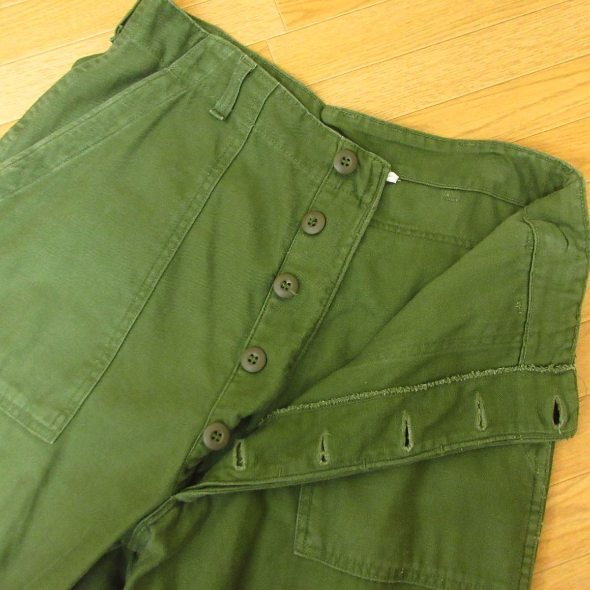 ◎希少 66年製！TROUSERS MEN'S COTTON SATEEN OG-107 TYPE 1◆ベイカーパンツ ミリタリー ヴィンテージ◆メンズ カーキ W32×L33◆KP4695の画像5