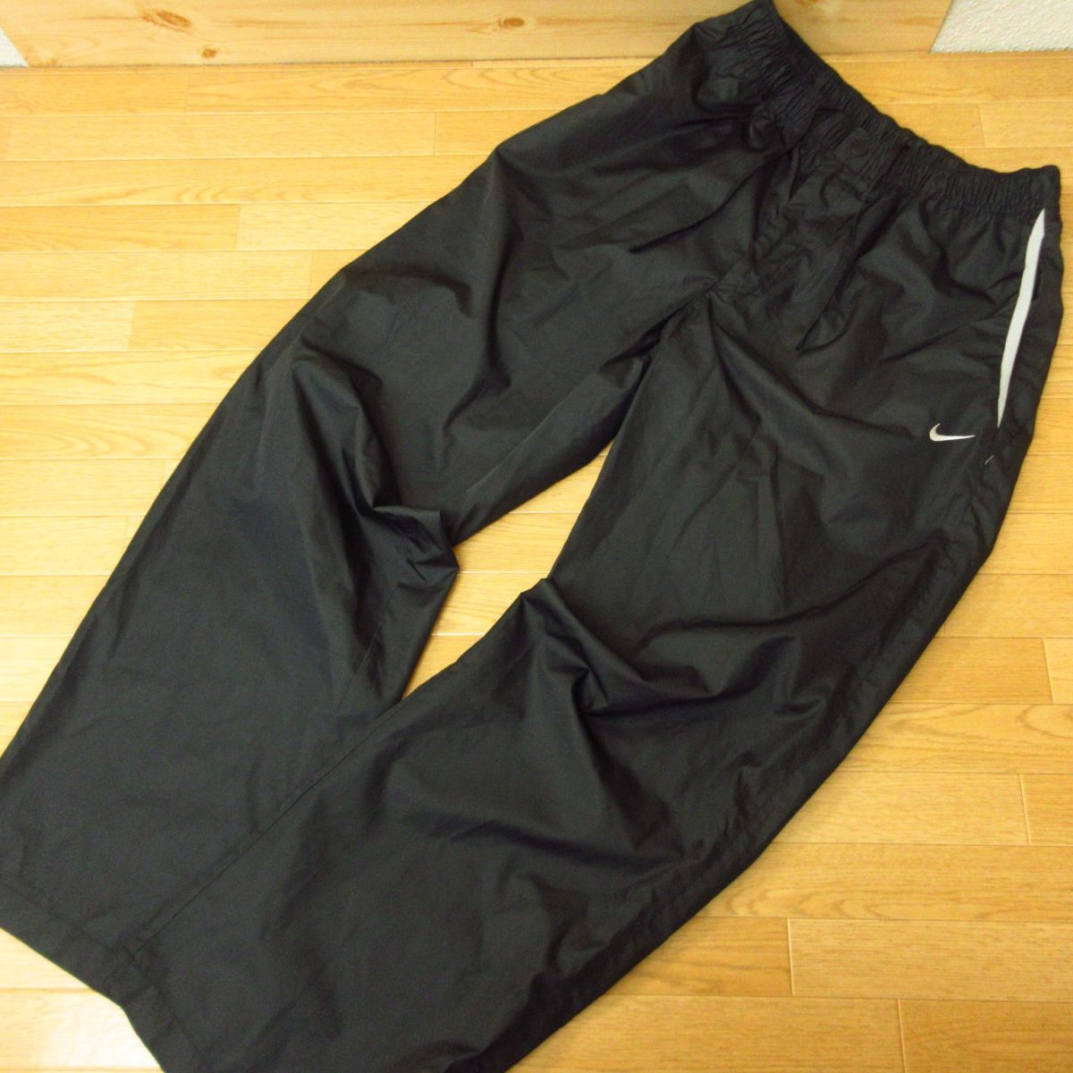 * use fewer!L top and bottom set!NIKE Nike * jersey sweatshirt & nylon pants * men's black *B3947