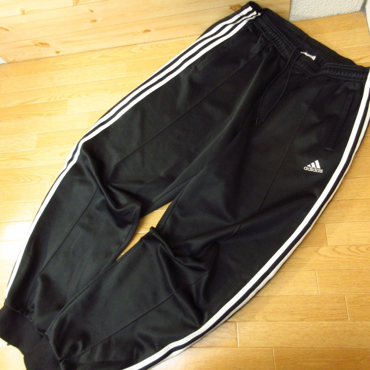 ◎使用少なめ！2XL 上下セット！adidas アディダス◆ジャージ プルオーバージャケット&パンツ◆メンズ 黒x白◆B4015_画像4