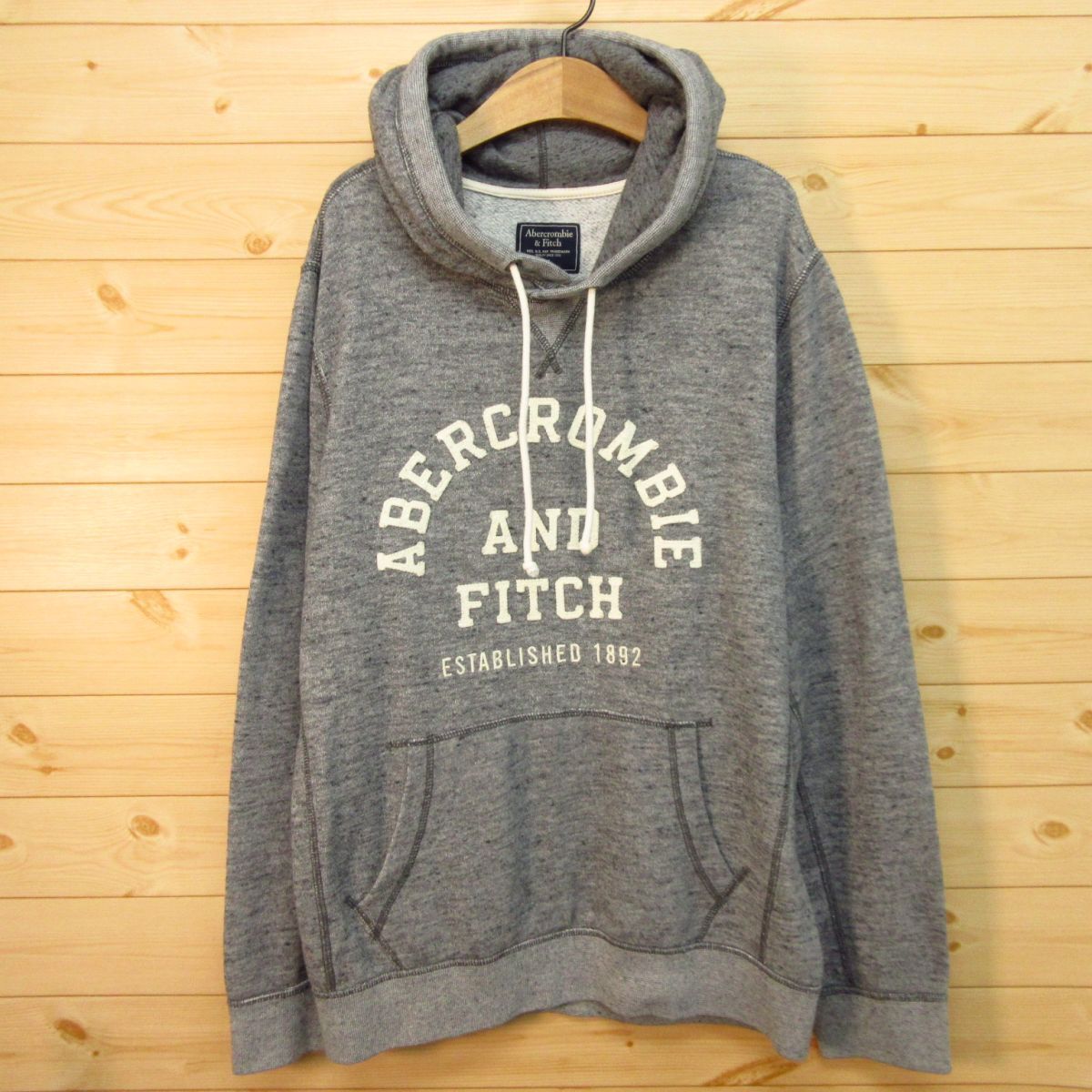 ◎Abercrombie&Fitch アバクロ◆パーカー フーディー スウェット プルオーバー フェルト ロゴ アメカジ◆メンズ グレー Mサイズ◆KA4942_画像1