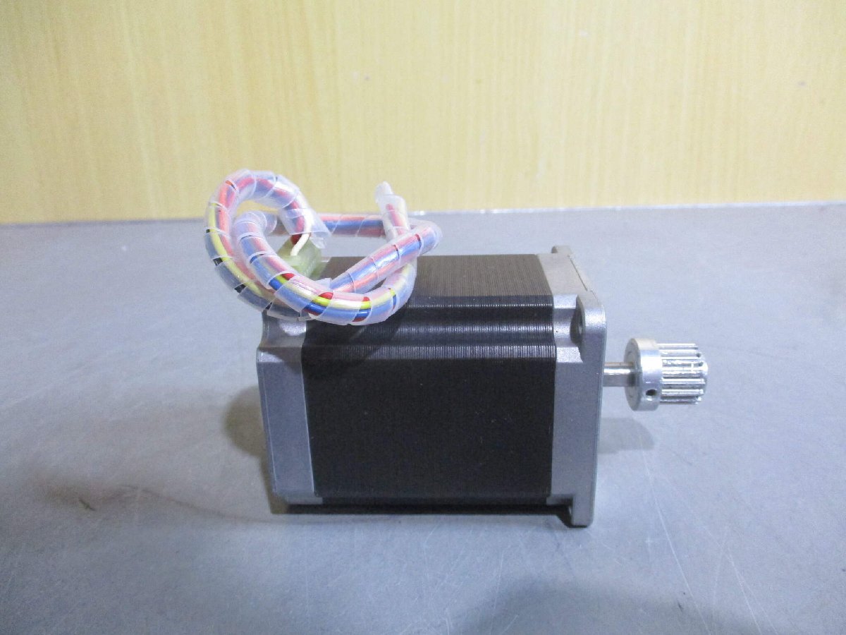 中古 SANYO DENKI STEPPING MOTOR 103H7126-0740 (KATR60410C099)_画像2