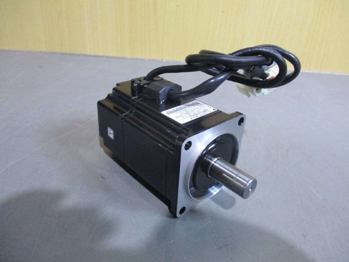 中古 YASKAWA SGMAH-02BAA21 AC サーボモーター (KATR60417D027) 中古 YASKAWA SGMAH-02BAA21 AC サーボモーター (KATR60417D027)