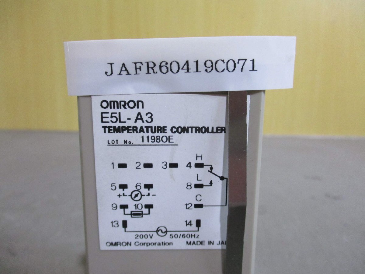 中古 OMRON TEMPERATURE CONTROLLER E5L-A3 温度調節器 (JAFR60419C071)_画像2