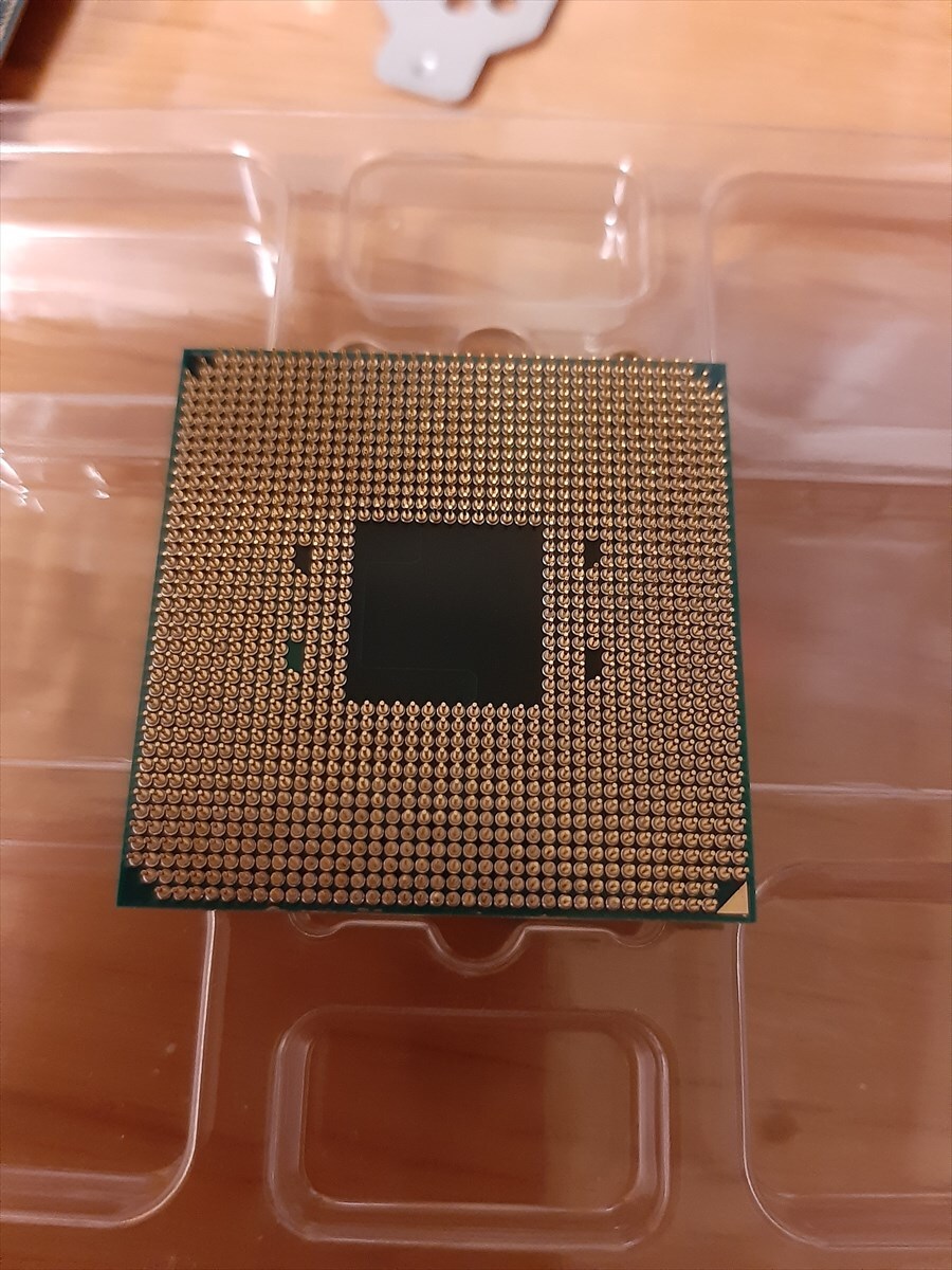 AMDのCPU Ryzen5-2400Gですの画像2