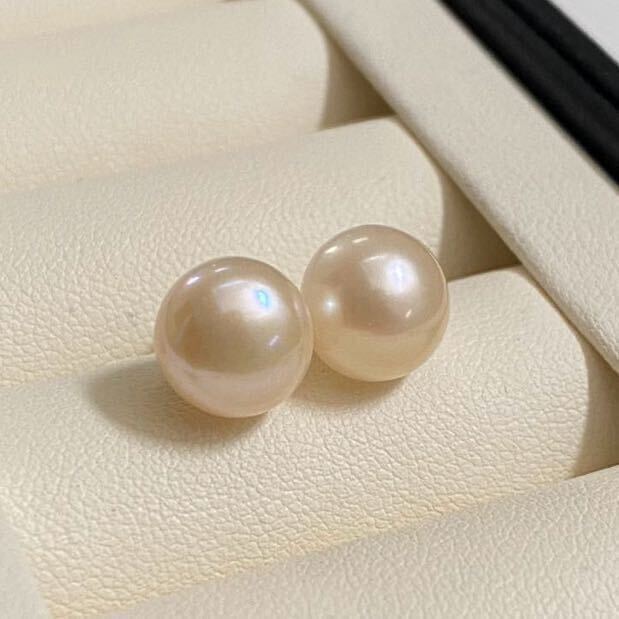 大粒　照り良く　天然淡水真珠　直結　パールピアス　本真珠　ピンク系ホワイト　10-10.5mm za1_画像2