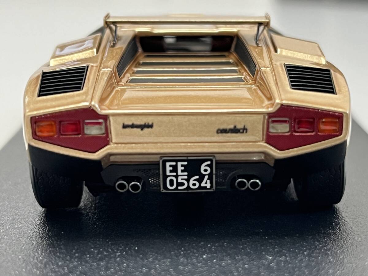 メイクアップ製 アイドロン - EM206G - 1/43 Lamborghini カウンタック LP400 like Wolf´s 「S/N 1120007」ルーフウイング付の画像7