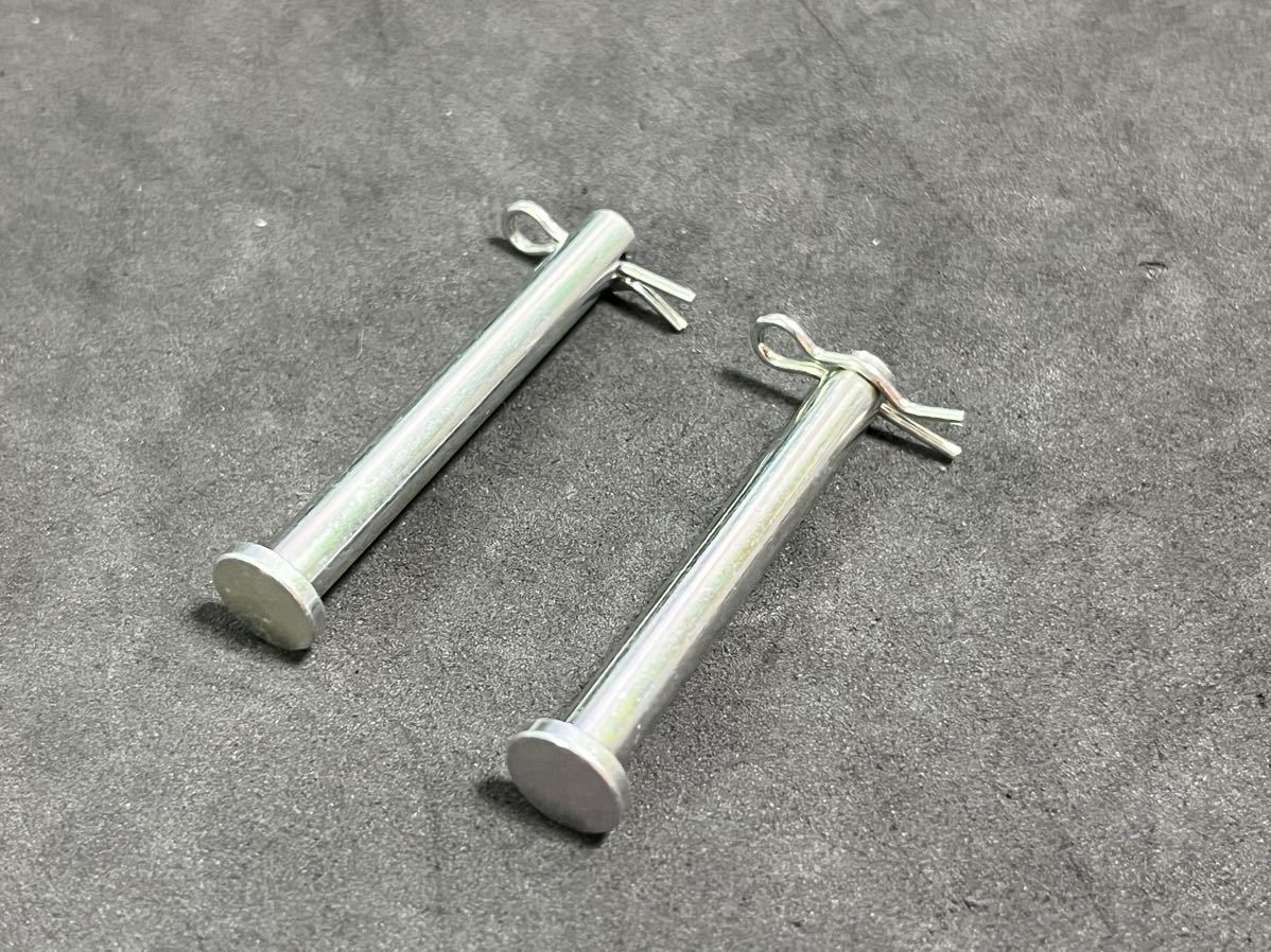 Z250FT シート取り付け金具(ピン )新品即決 Z250LTD Z400T Z250FT シート取り付け金具(ピン )新品即決 Z250LTD Z400T