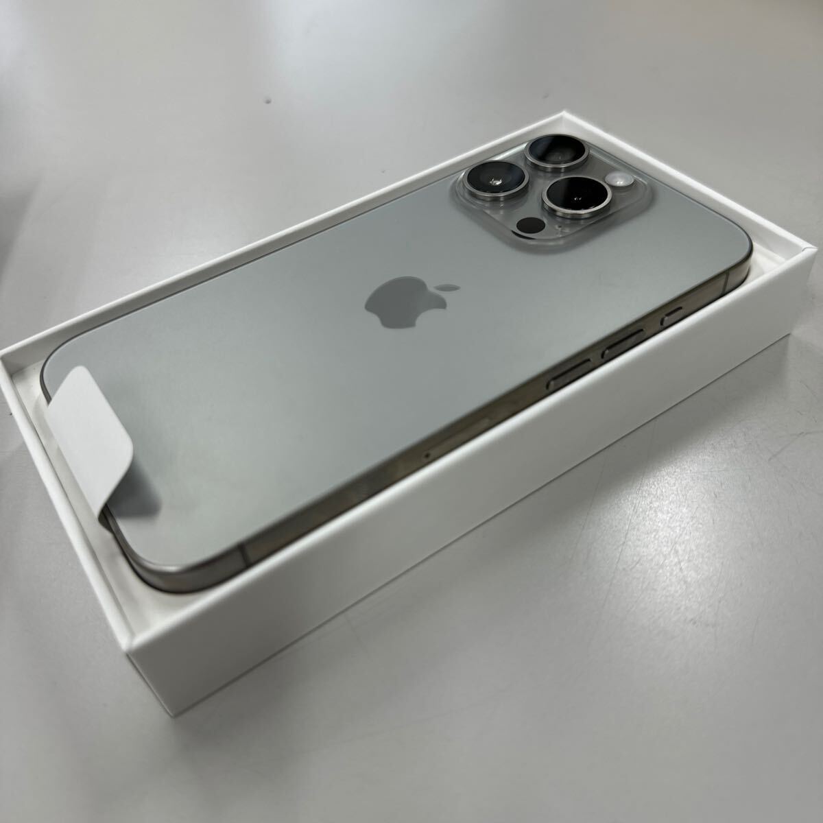 1 jpy start iPhone 15 Pro 256GB natural titanium SIM free unused goods 