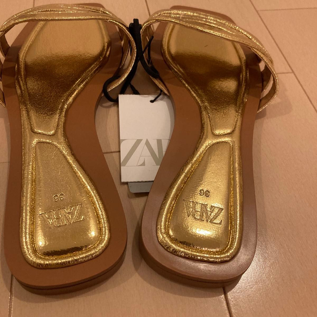 ZARA ザラ サンダル(新品)|Yahoo!フリマ(旧PayPayフリマ) ZARA ザラ サンダル(新品)|Yahoo!フリマ(旧PayPayフリマ)