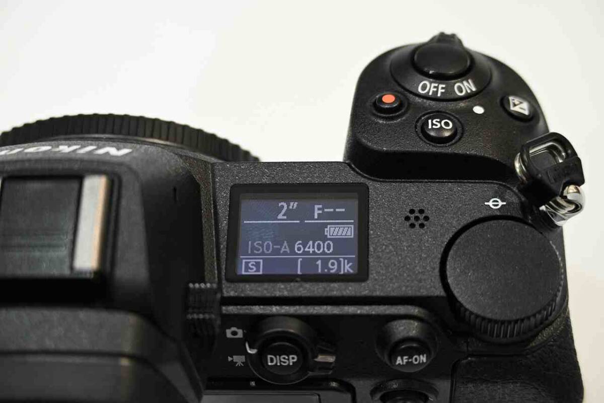 美品 Nikon Z7 ボディ ブラック シャッター回数1471回 箱付き 保証書付き グリップ付き XQDカード / ニコン Zマウント ミラーレスカメラの画像9