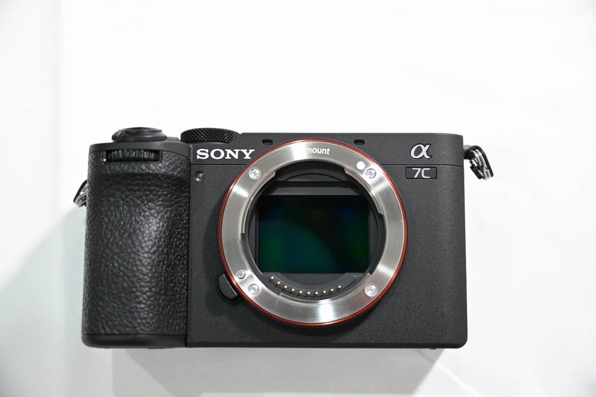 極美品 SONY α7CII ボディ ブラック シャッター回数267回 箱付き 保証書付き グリップ付き バッテリー2個 / ソニー Eマウント ILCE-7CM2 B