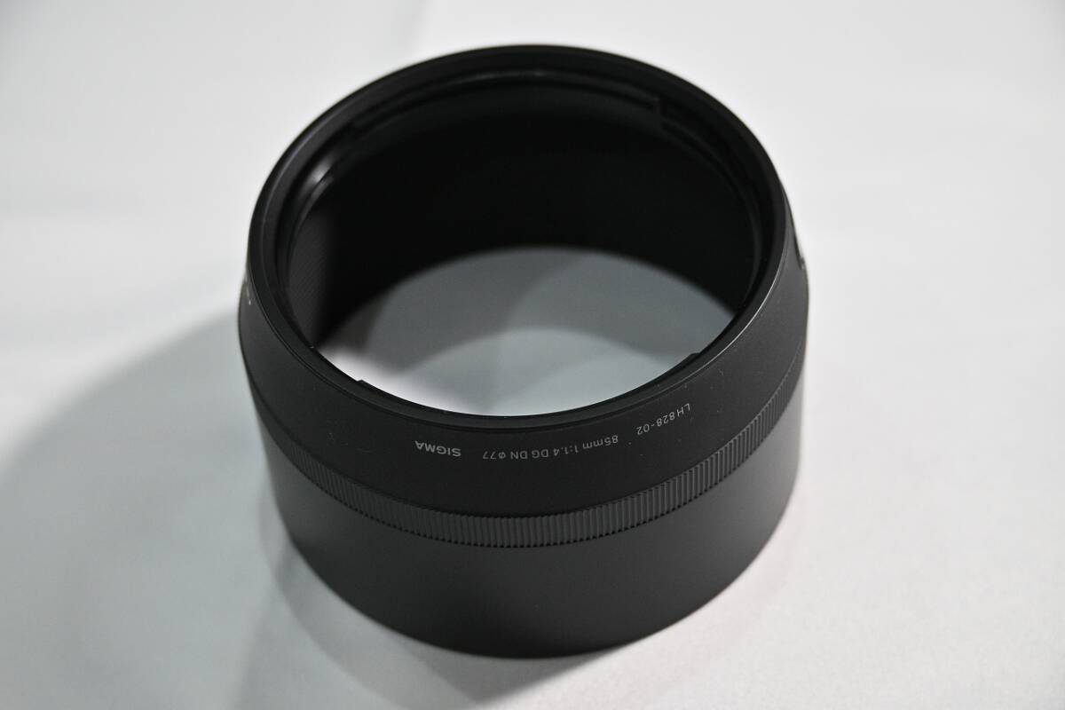 極美品 SIGMA 85mm F1.4 DG DN Art 箱付き 保証書付き / ソニー Eマウント フルサイズ_画像6