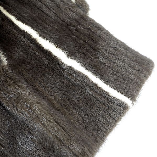 4-ZBF021 Ginza Grace SAGA MINK サガミンク 銀サガ ミンク MINK ミンクファー 最高級毛皮 デザインコート 染め カーキ系 レディース_画像5