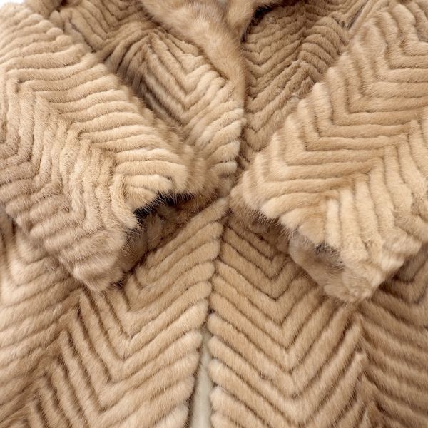 4-YDF053【美品】Logan Fur SAGA MINK サガミンク 銀サガ パステルミンク 最高級毛皮 ハーフコート ライトブラウン 9 レディースの画像6