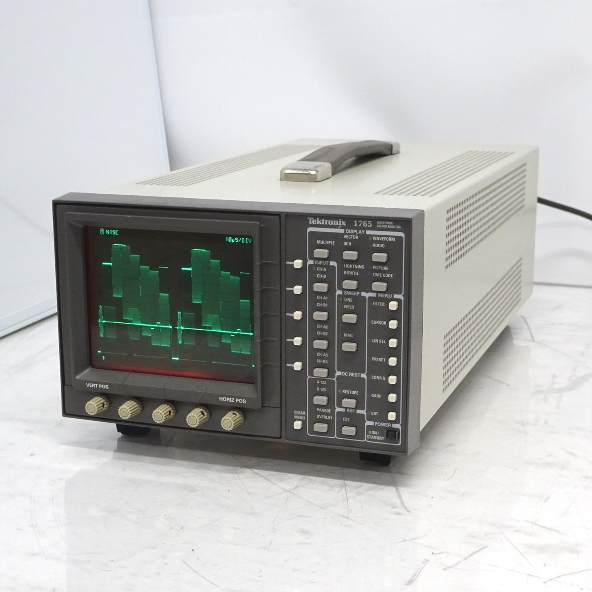 Tektronix 1765 WAVEFORM/VECTOR MONITOR（コンポジット/アナログコンポーネント）【中古/動作しますが現状品】#400497の画像1