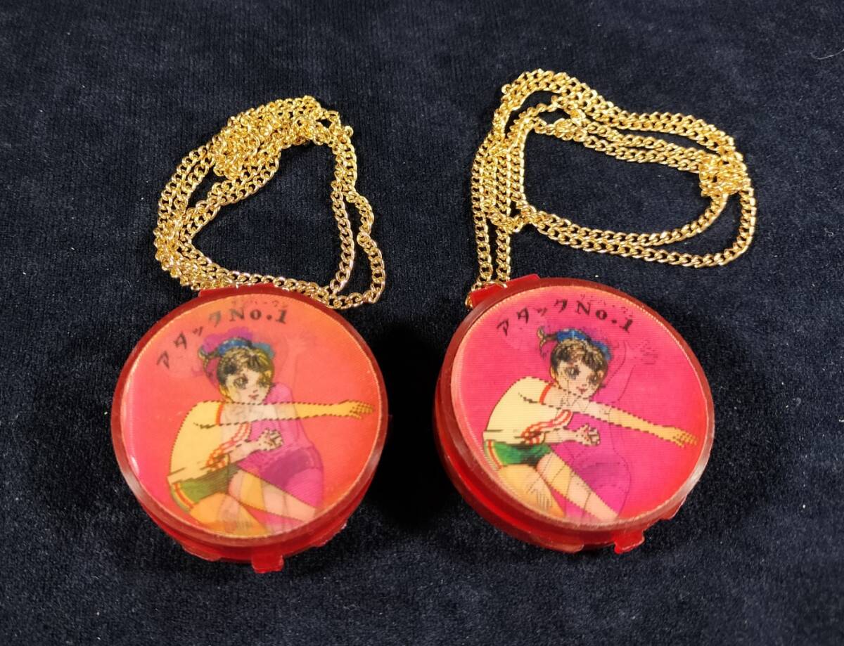 [ attack No.1] compact pendant 2 piece set . toy at that time thing .. thousand .. inspection ) Himitsu no Akko-chan Showa Retro [ free shipping / anonymity ]