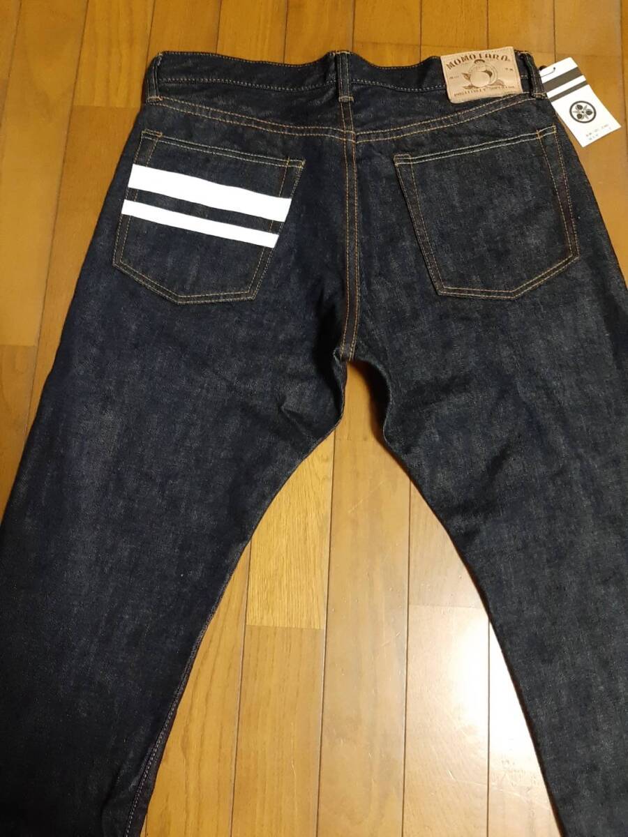 新品未使用 桃太郎ジーンズ MOMOTARO JEANS LOT MFJE04053A COTTON100% 34インチ デニム色 岡山児島 MADE IN JAPAN_後ろのアップ画像